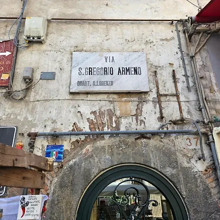Charlotte House Appartamento Napoli