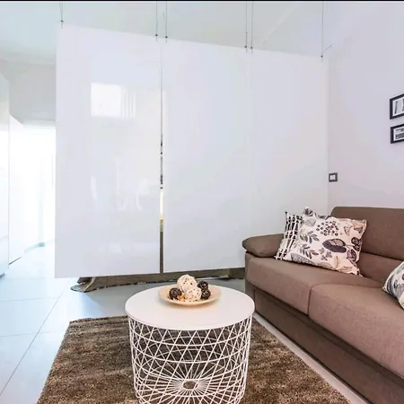 Charlotte House Apartman
