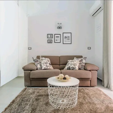 Apartman Charlotte House